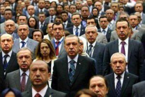 Başbakan Neden Böyle Yapıyor?