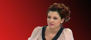ELLİ ARTI BİR