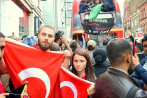 İsrail Elçiliği onu Filistin protestosu