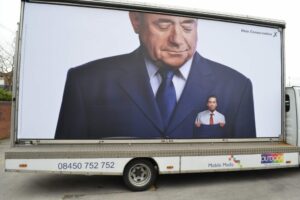 Michael Gove: Ed Milliband’ın Ciddiyeti Kim Kardashian Kadardır