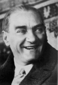 Atatürk’ün siyasi dehası ve Erdoğan’ın öngörüsüzlüğü