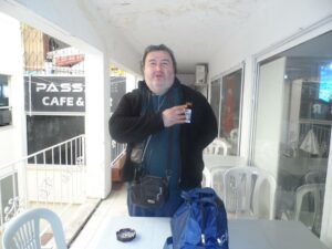 Bu Dünya’da kalabalık cenazelere itibar etmemek lazım