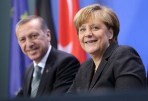 Ziyaretinizi yadırgıyoruz