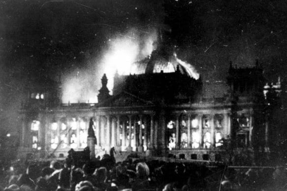 REICHSTAG Yangını