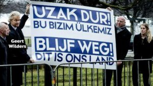 Ve Hollanda Tayyip’e rest cekti…!
