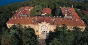 HEYBELİADA RUHBAN OKULU