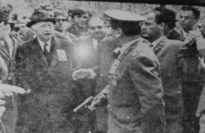 Bir cenaze töreni baskını