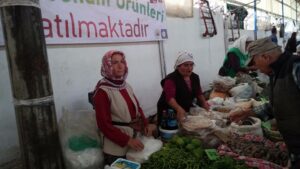 En büyük düşüş komşulardan. Sebep: Pahalılık…