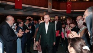 McKinsey hakkında Erdoğan noktayı koydu, Albayrak alkışladı