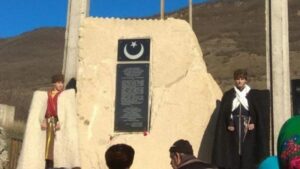 Dağıstan’da Türk askerleri için açılan anıttan Türk adı silindi!
