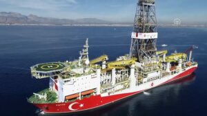 AKDENİZ’DE F-400’LERİN GÖLGESİNDE FATİH/YAVUZ DANSI