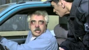 İÇKİYE ZAM YAPMAKLA İÇKİ TÜKETİMİ GENELEVLERİ KAPATMAKLA FUHUŞ ÖNLENMEZ!