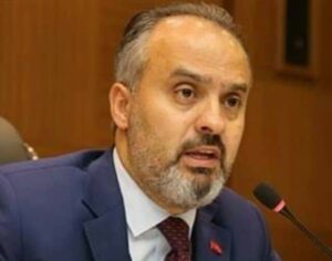 KİMLERE GÜVENİYORLARSA ARTIK …