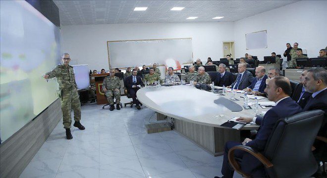 Erdoğan Suriye sınırında