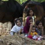 Pakistan'da 10 ayda 703 çocuk açlıktan hayatını kaybetti