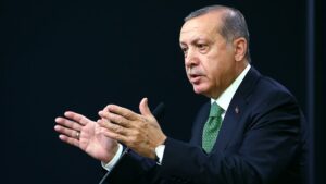 ERDOĞAN CUMHURBAŞKANI KALMAYI BİLEBİLSEYDİ