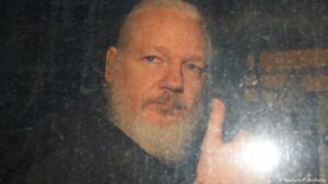 Julian Assange hakkındaki Taciz soruşturması kapatılıyor