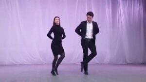 Muhteşem Çerkes Dansı