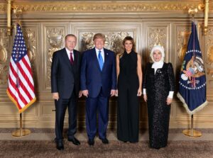 Trump’ın Türkiye ile olan yozlaşmış ilişkileri