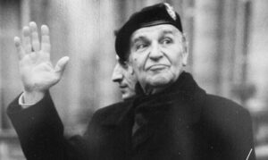BİLGE  KRAL,  İZZETBEGOVİC