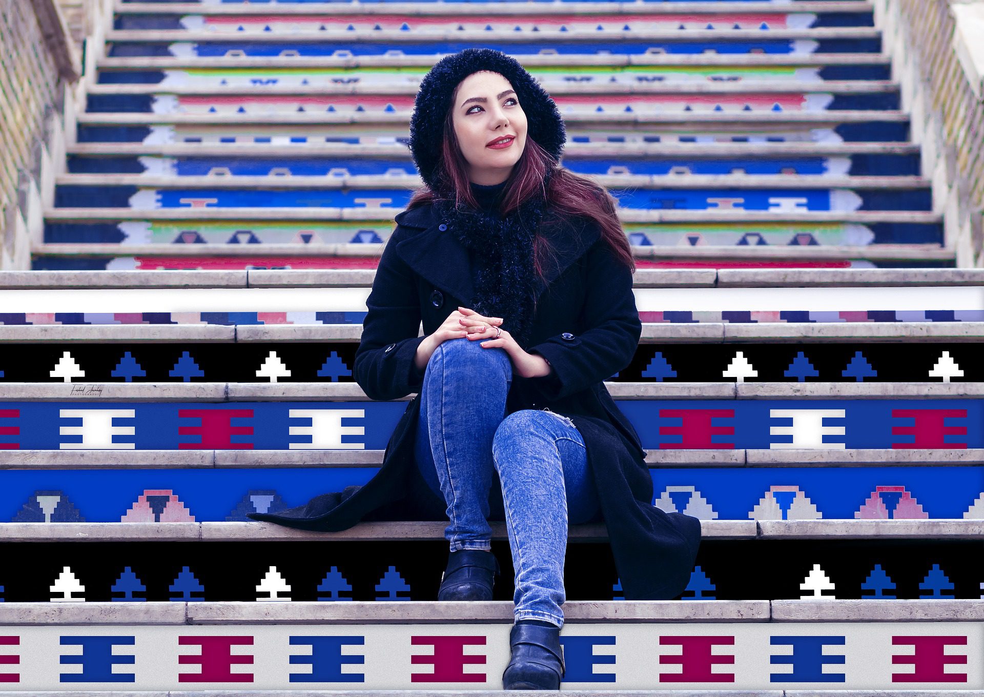 Sosyal Medyada Romantik Dolandırıcılık