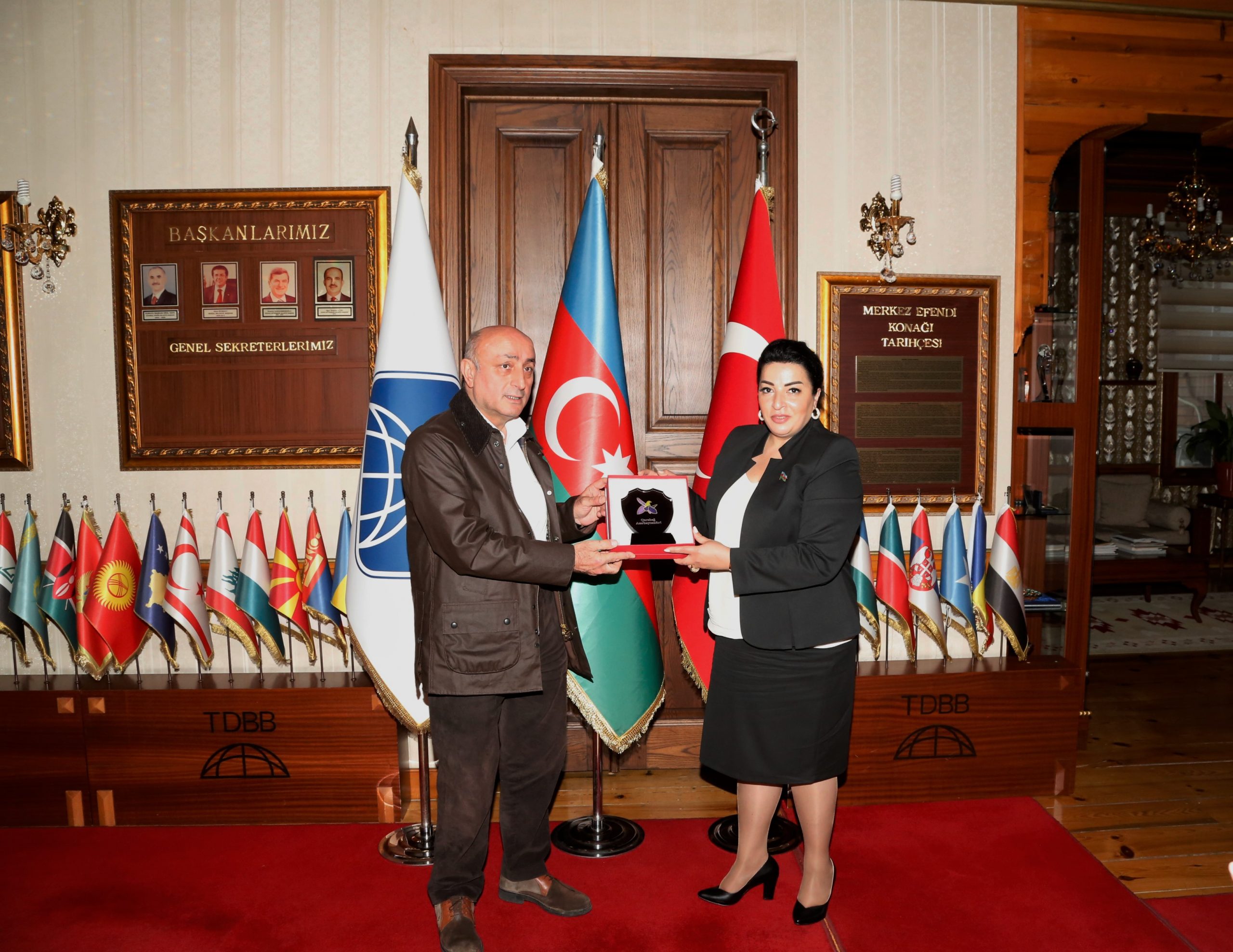 Berde Belediye Başkanı Halilov ve Beraberindeki Heyet TDBB’yi Ziyaret Etti