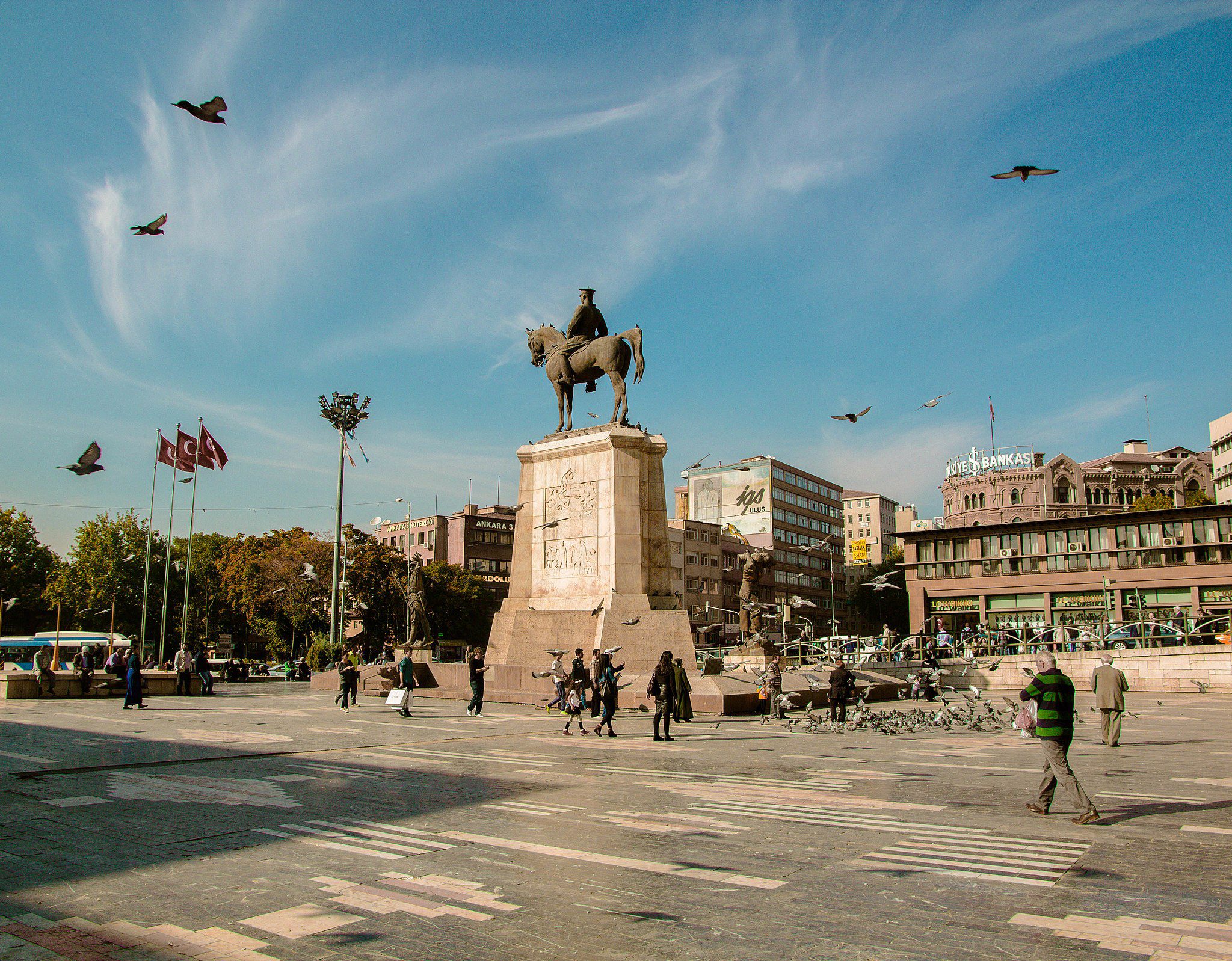 ANKARA‘DA ULUS İLÇESİ KURULMALIDIR