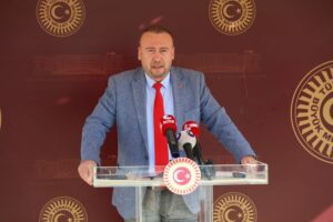 ASIL BAYRAMI HAKKINIZ TESLİM EDİLİNCE YAŞAYACAKSINIZ, AZ KALDI