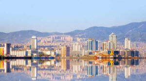 “İzmir’in rekabet gücü yok ediliyor…