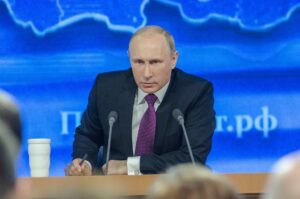 Putin, meydan okuyor…