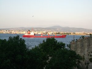 Köprüden geçen olmayınca feribota zam