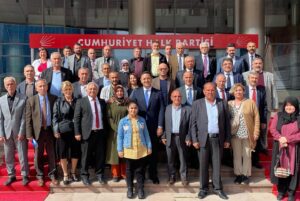 Türkiye’de Muhalefet Sorunu ve “İktidarın Gizli” Yoldaşı: CHP ve Adı Muhalefet Olanlar
