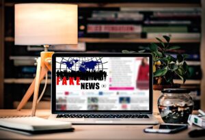 Yalancı Haber (Fake News) ve Algı Yönetimiyle İktidar Değişimi