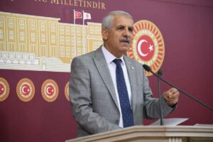 En Düşük Emekli Maaşı Asgari Ücret Kadar Olmalı
