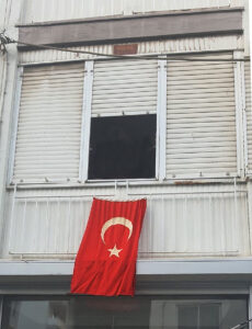TAM YETMİŞ YILLIK BAYRAK