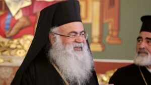 AKILLI KARA PAPAZ