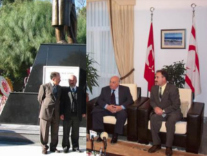 DENKTAŞ’I ANMAK; SADECE DEMEÇLERLE DEĞİL, O’NUN MİRASINA SAHİP ÇIKMAK, O’NUN GİBİ YÖNETMEK VE O’NUN YOLUNDAN GİTMEKLE OLUR