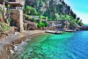 Turizmde boşluk rakiplere yarar…