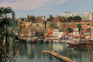 İngiliz ve Polonyalılar Antalya hayranı çıktı…