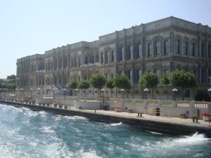 “Saraylarımız bir kültür hazinesidir…”