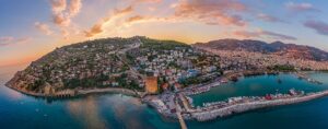 Alanya’da lüks boş daireler turizme açıldı…