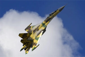 İran: Rusya, modern silahlarla donatılmış Su-35’leri teslim ediyor